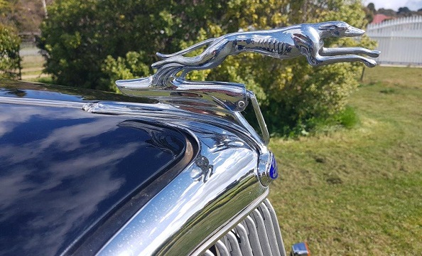 1935 Ford V8 Deluxe Sedan